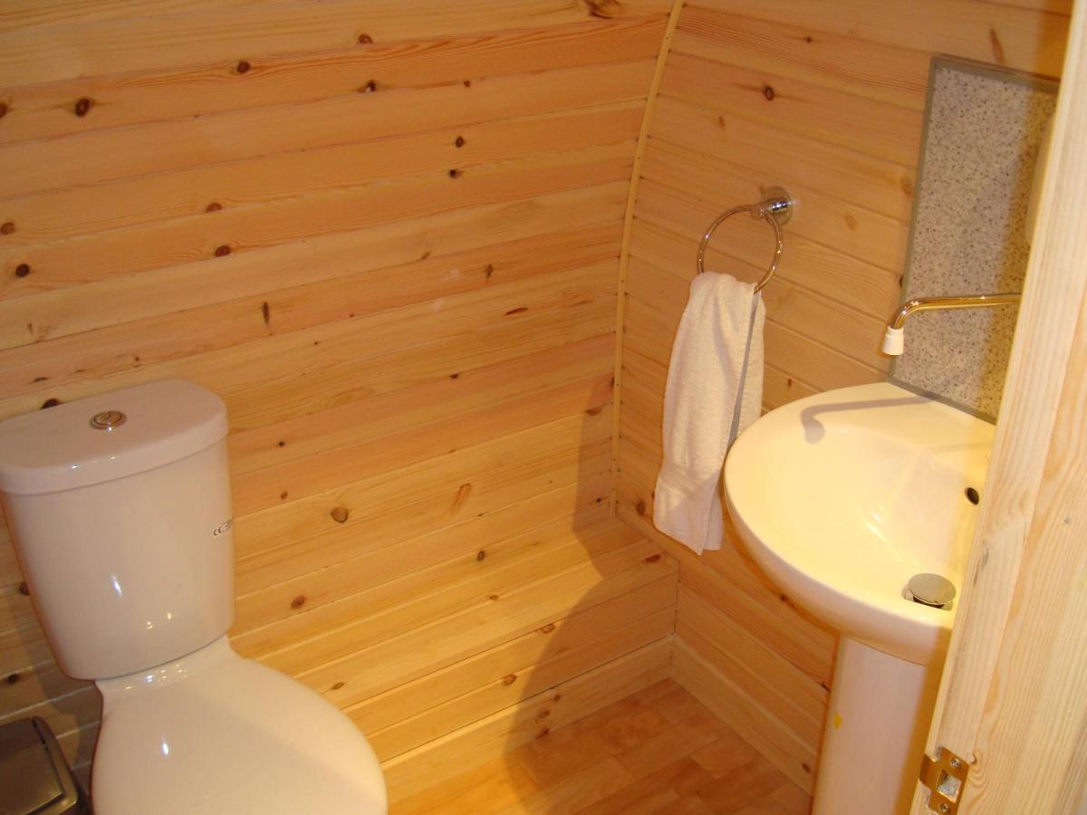 Glamping Hut - By The Way Campsite Tyndrum Εξωτερικό φωτογραφία